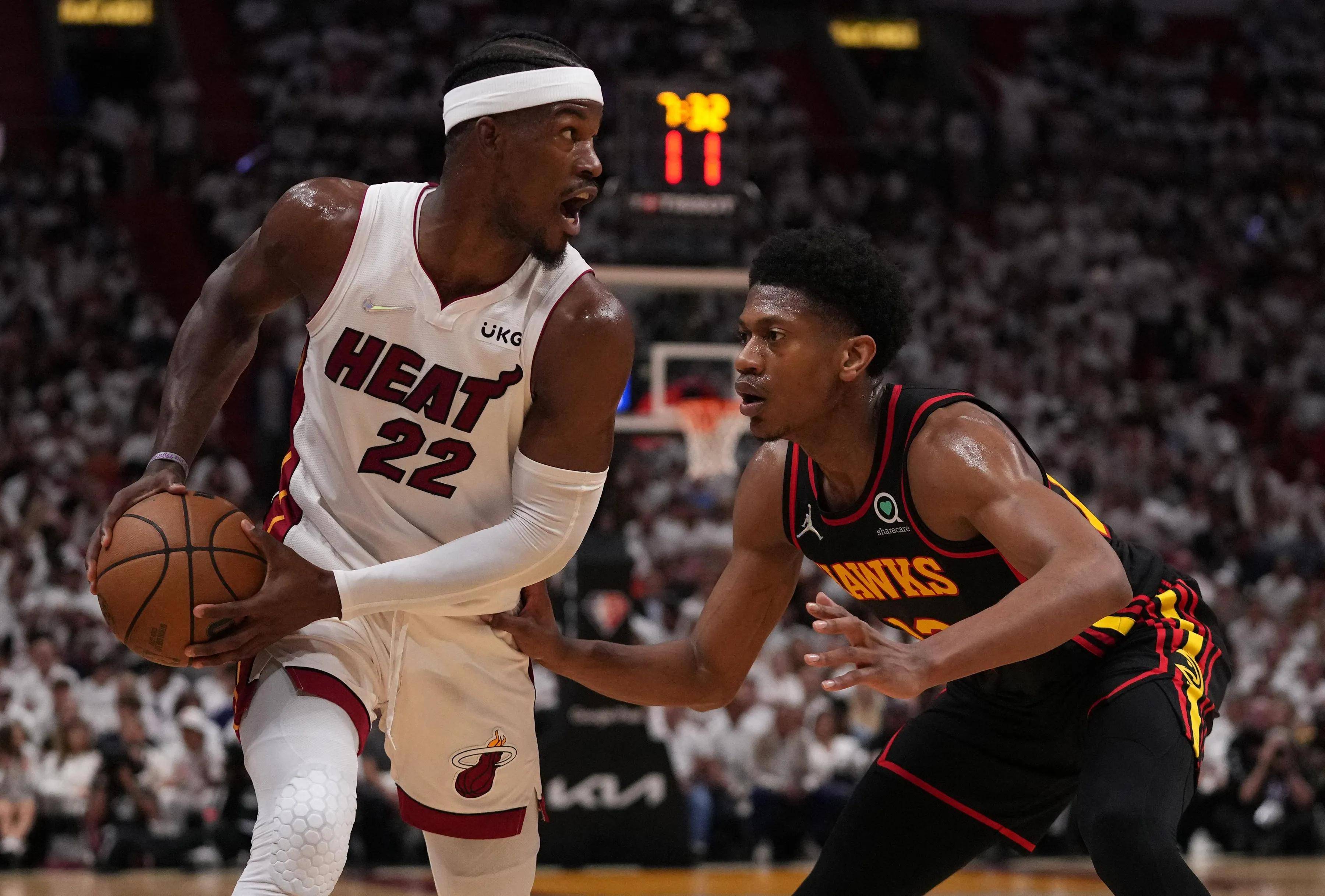 爱游戏娱乐-今年NBA季后赛激战正酣，哪些对决成为焦点？