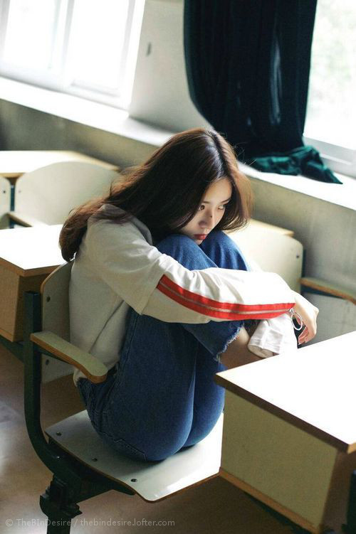 《观众互动新体验：虚拟现实中的沉浸式观赛》，沉浸式虚拟演播室