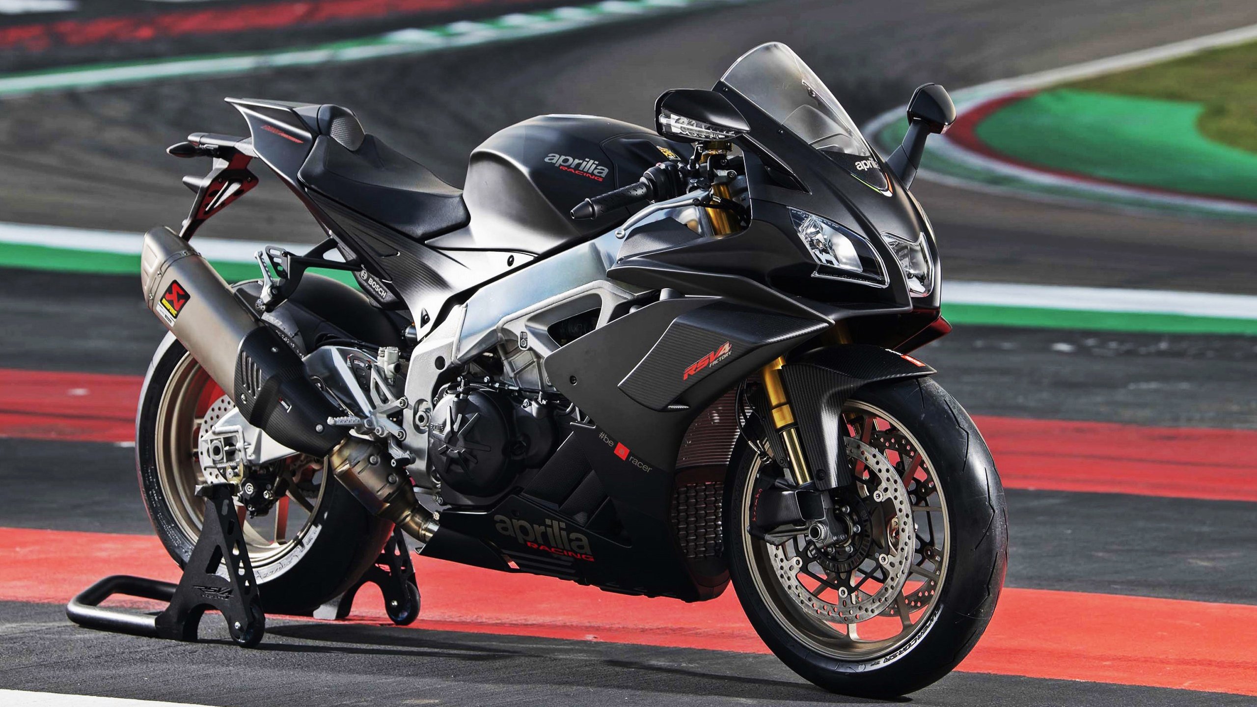 爱游戏娱乐网址-拜仁慕尼黑持续领跑德甲，争冠形势稳定